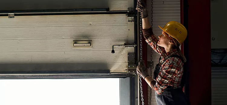 Addressing Common Garage Door Stoppage Issues in Cave Spring, VA